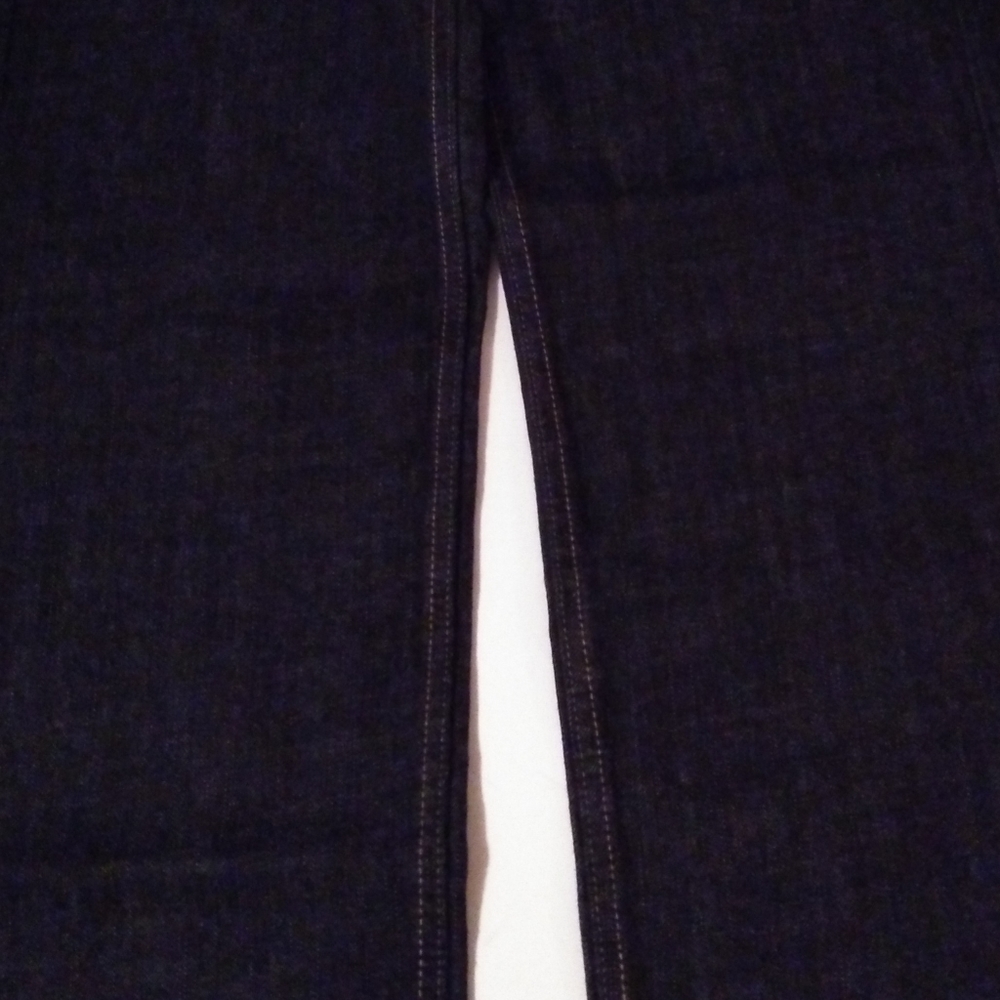 Levi's - Picture 4 of 8